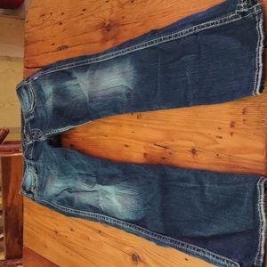 Silver jeans sz 30x 32 McKenzie